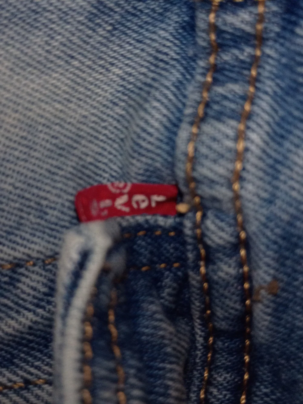 Vintage Levi's Light Blue Denim Trucker Jacket - Men's - Picture 6 of 6